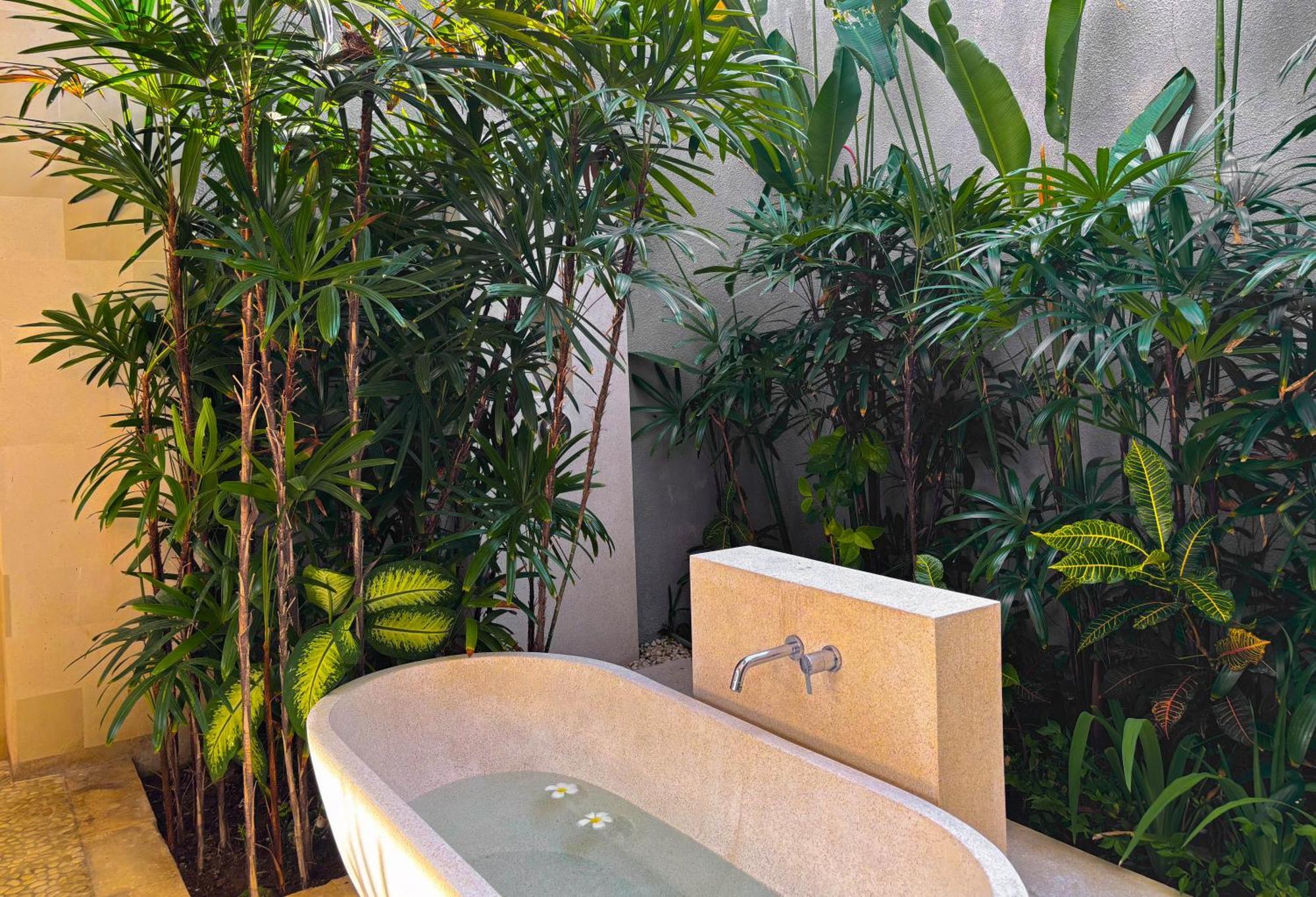 Nyaman Villas Seminyak Buitenkant foto