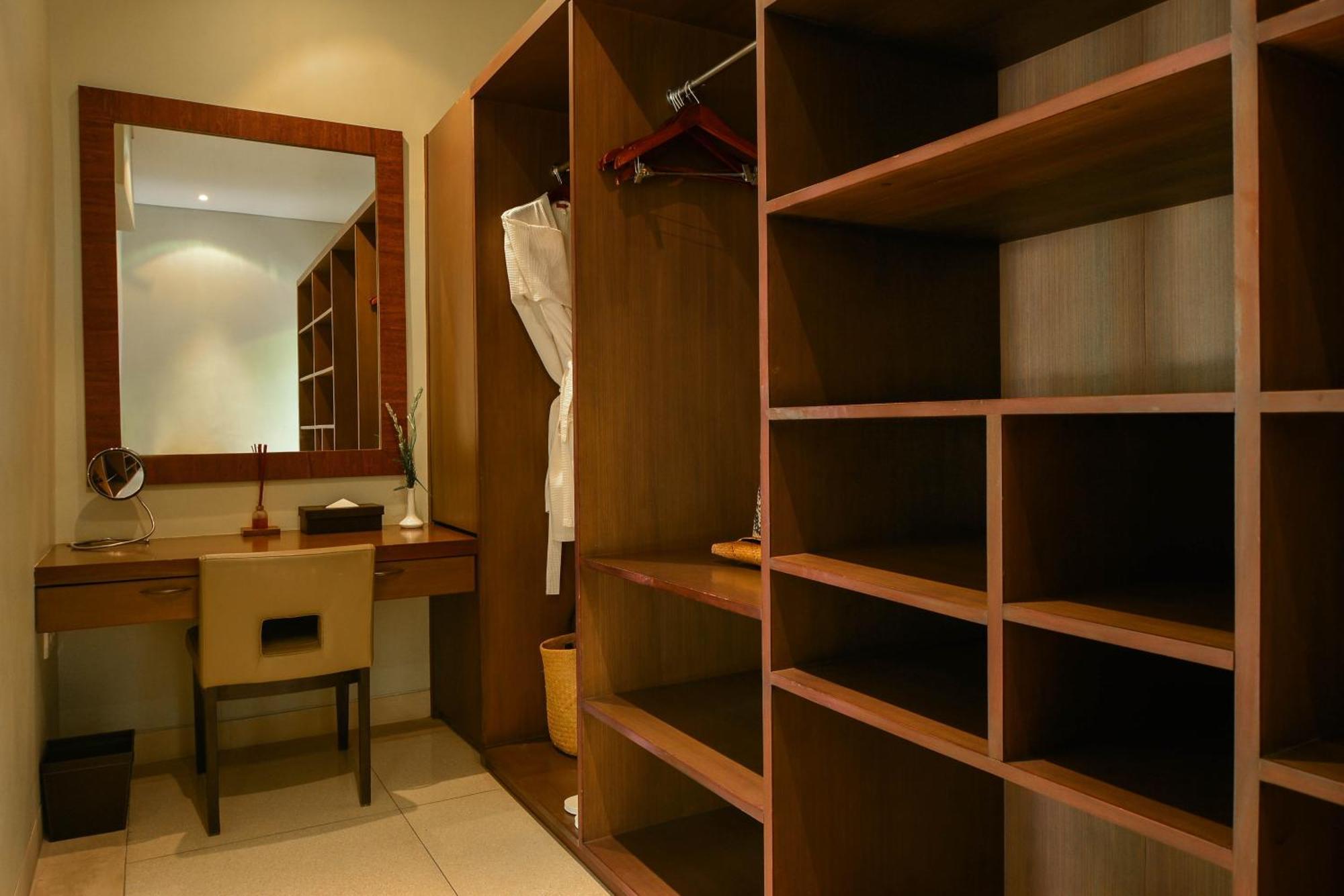 Nyaman Villas Seminyak Buitenkant foto