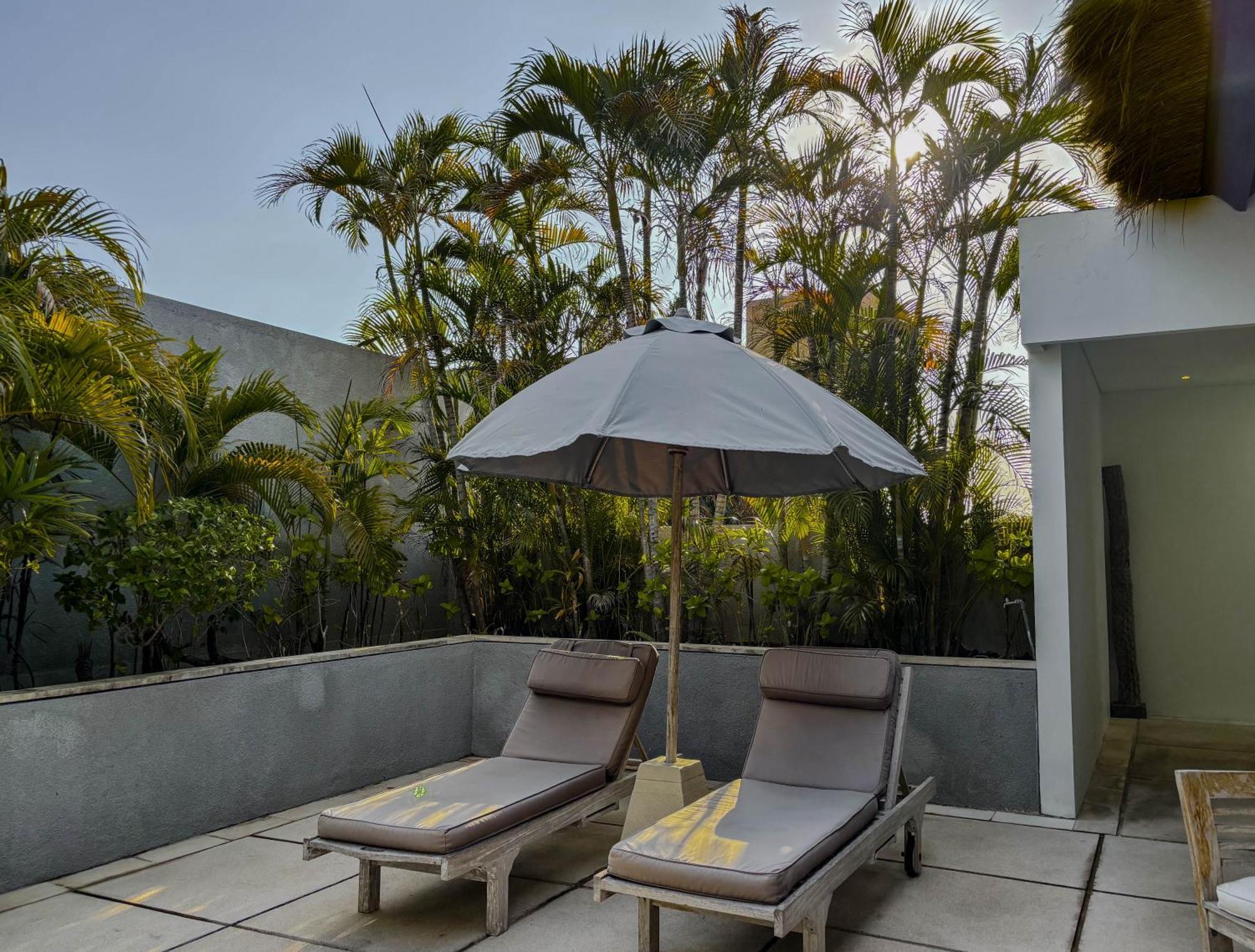 Nyaman Villas Seminyak Buitenkant foto