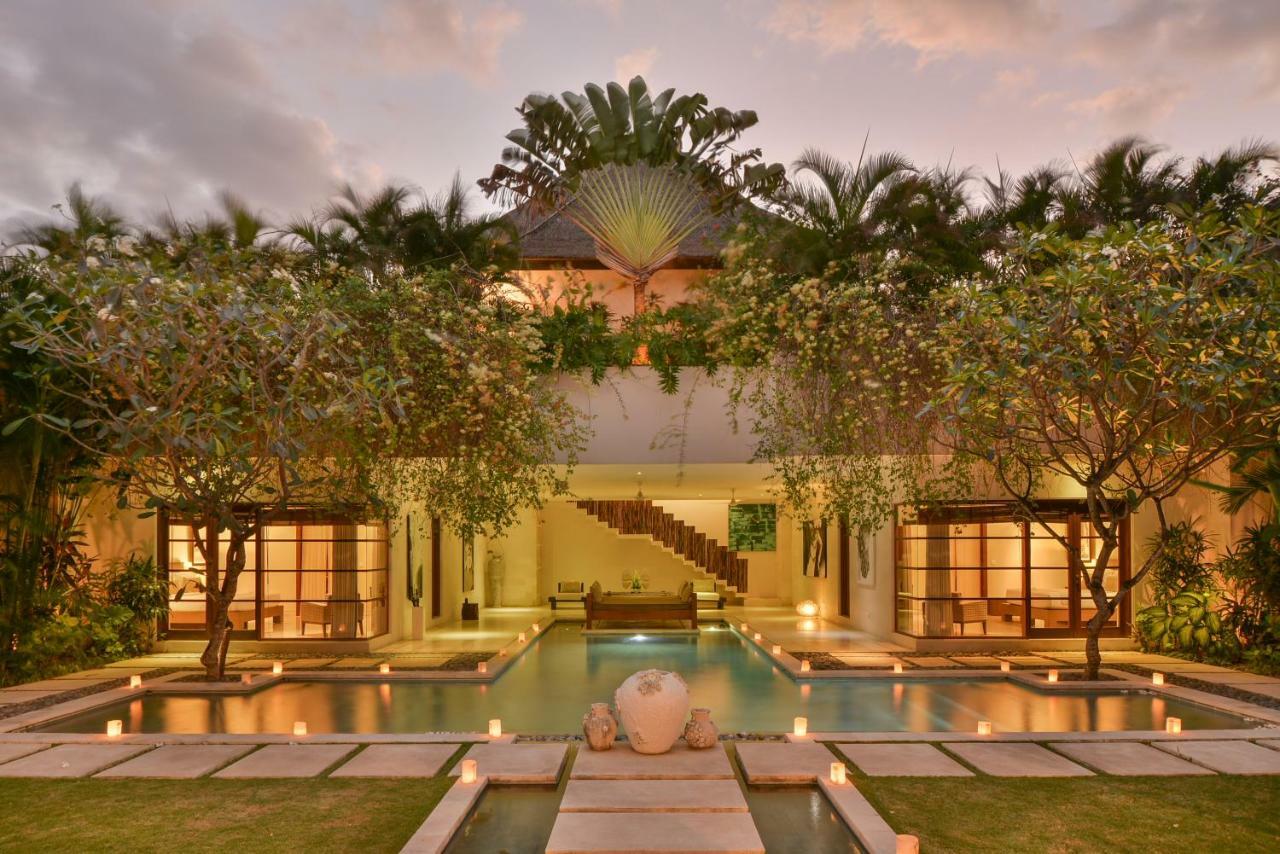 Nyaman Villas Seminyak Buitenkant foto